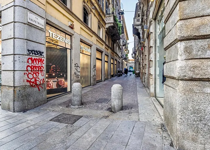 Elegant 2 Bedrooms Apartments Near Duomo