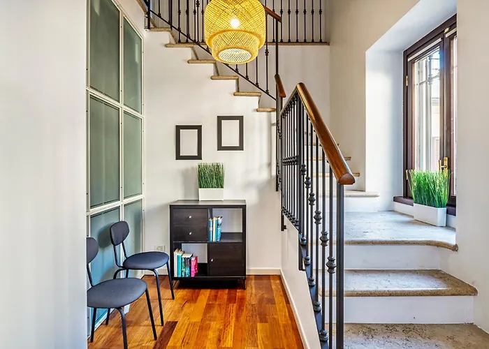 Elegant 2 Bedrooms Apartments Near Duomo